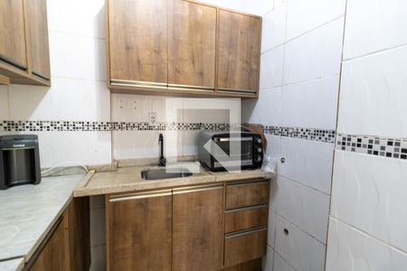 Cozinha de apartamento à venda com 2 quartos, 54m² em Centro Histórico, Porto Alegre