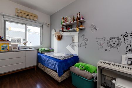 Quarto  de apartamento à venda com 2 quartos, 150m² em Cristal, Porto Alegre