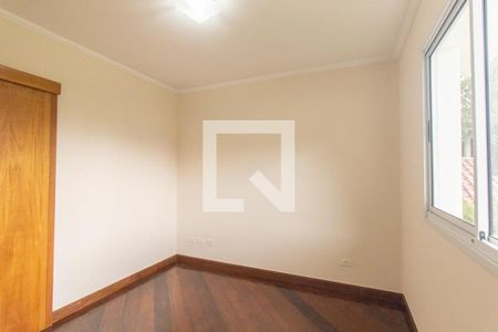 Quarto 1 de casa para alugar com 3 quartos, 160m² em Boqueirão, Curitiba