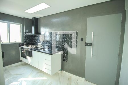 Cozinha de apartamento à venda com 2 quartos, 53m² em Vila Bertioga, São Paulo