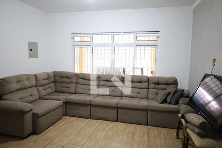 Casa à venda com 4 quartos, 153m² em Campo Grande, São Paulo