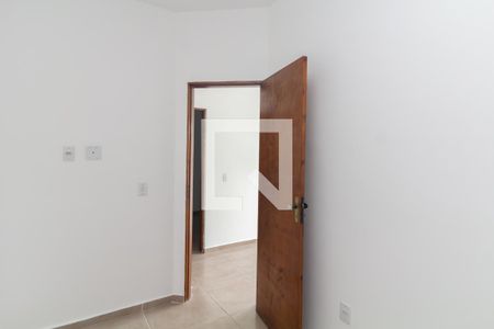 Quarto 1 de apartamento para alugar com 2 quartos, 52m² em Vila Taquari, São Paulo