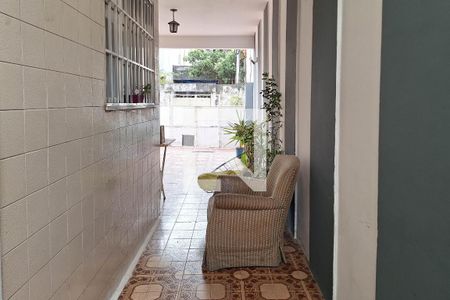 Quintal de casa à venda com 4 quartos, 250m² em Engenhoca, Niterói