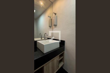 Lavabo de apartamento para alugar com 3 quartos, 127m² em Barra da Tijuca, Rio de Janeiro