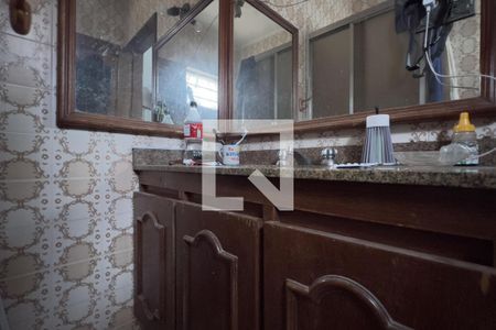 Banheiro da Suíte 1 de casa à venda com 3 quartos, 241m² em Vila Maranduba, Guarulhos