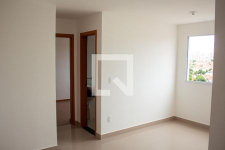 Apartamento para alugar com 2 quartos, 44m² em Vila Satúrnia, Campinas