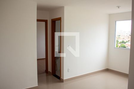 Apartamento para alugar com 2 quartos, 44m² em Vila Satúrnia, Campinas