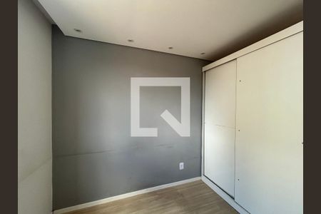 Quarto 1 de apartamento para alugar com 2 quartos, 44m² em Jardim Iris, São Paulo