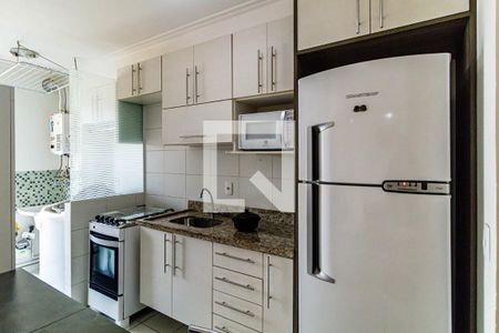 Cozinha de apartamento para alugar com 3 quartos, 82m² em Jardim das Vertentes, São Paulo