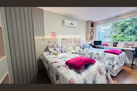 Quarto de casa de condomínio para alugar com 3 quartos, 230m² em Barra da Tijuca, Rio de Janeiro