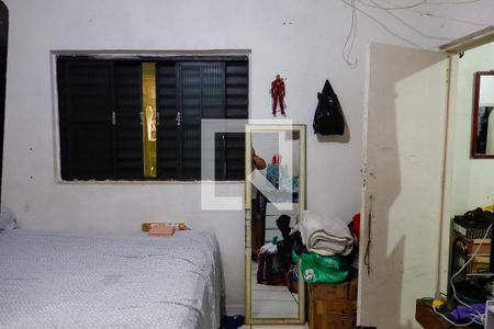 Quarto 1 de casa à venda com 6 quartos, 200m² em Bussocaba, Osasco