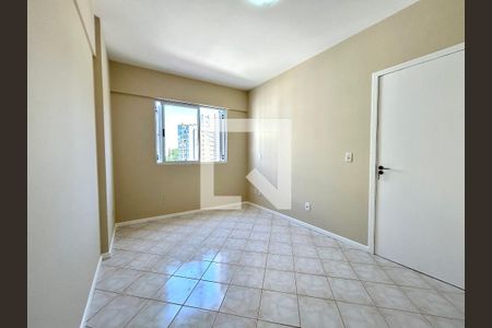 Quarto 2 de apartamento para alugar com 2 quartos, 69m² em Itacorubi, Florianópolis