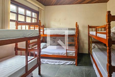 Casa de Condomínio para alugar com 2 quartos, 90m² em Jardim Vitoria, Guarujá