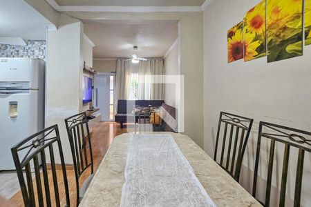 Casa de Condomínio para alugar com 2 quartos, 90m² em Jardim Vitoria, Guarujá