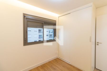 Quarto 1 de apartamento à venda com 2 quartos, 56m² em Vila Sonia, São Paulo