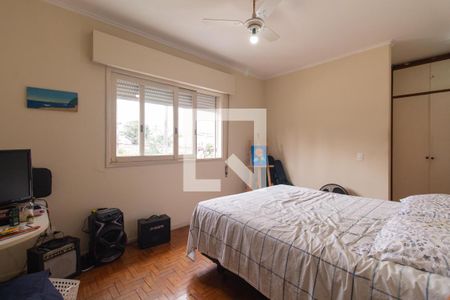 Suíte de casa para alugar com 3 quartos, 230m² em Vila Monumento, São Paulo