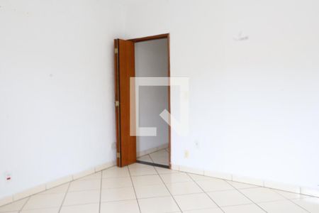 Quarto Suite de casa para alugar com 2 quartos, 250m² em Vila Ester, São Paulo