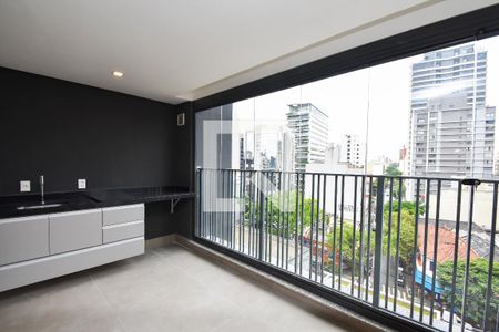 varanda sala de apartamento para alugar com 2 quartos, 71m² em Pinheiros, São Paulo