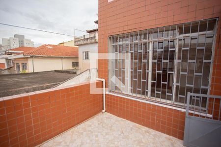 VARANDA DA SALA de casa para alugar com 3 quartos, 90m² em Vila Romero, São Paulo