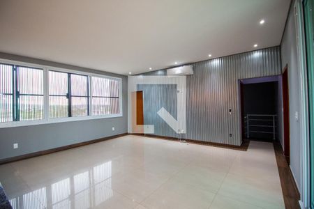 Sala de casa de condomínio para alugar com 3 quartos, 350m² em Parque Jataí, Votorantim