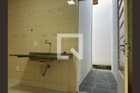 Casa para alugar com 6 quartos, 240m² em Jardim Leblon, Belo Horizonte