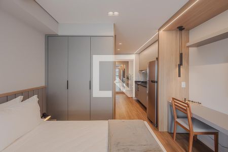 Quarto de kitnet/studio à venda com 1 quarto, 35m² em Pinheiros, São Paulo