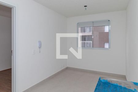 Sala de apartamento para alugar com 1 quarto, 27m² em Parque Industrial Tomas Edson, São Paulo