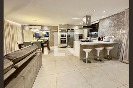 Casa à venda com 4 quartos, 490m² em Nova Cachoeirinha, Belo Horizonte