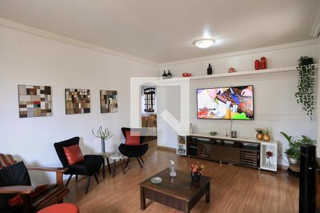 Sala de casa à venda com 4 quartos, 485m² em Fernão Dias, Belo Horizonte