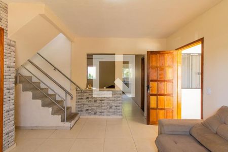 Sala de casa para alugar com 3 quartos, 200m² em Tatuquara, Curitiba