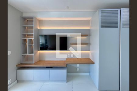 Sala de apartamento para alugar com 1 quarto, 33m² em Brooklin, São Paulo