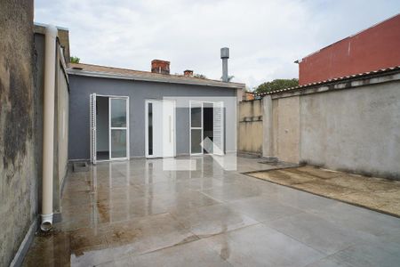 Pátio  de casa à venda com 1 quarto, 43m² em Bom Jesus, Porto Alegre