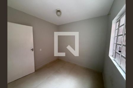 Quarto de casa para alugar com 2 quartos, 90m² em Fazenda da Juta, São Paulo