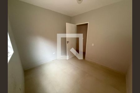 Quarto de casa para alugar com 2 quartos, 90m² em Fazenda da Juta, São Paulo