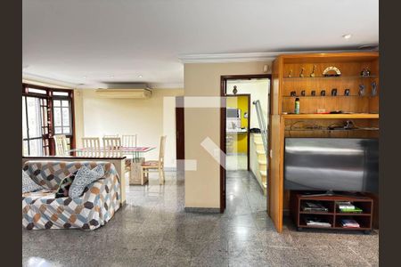 Casa à venda com 5 quartos, 431m² em Barra da Tijuca, Rio de Janeiro