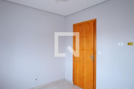 Quarto 1 de casa para alugar com 2 quartos, 86m² em Jardim Senice, São Paulo