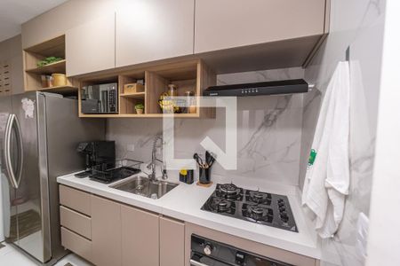 Cozinha de casa de condomínio à venda com 3 quartos, 100m² em Vila Pierina, São Paulo