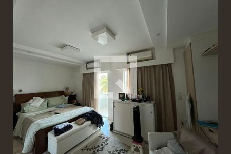 Quarto de casa de condomínio à venda com 3 quartos, 320m² em Recreio dos Bandeirantes, Rio de Janeiro