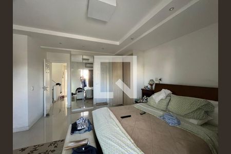 Quarto de casa de condomínio à venda com 3 quartos, 320m² em Recreio dos Bandeirantes, Rio de Janeiro