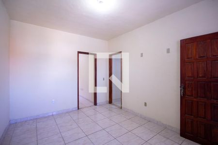Sala 2 de casa para alugar com 3 quartos, 140m² em Amendoeira, São Gonçalo