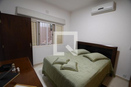Quarto 1 de casa à venda com 3 quartos, 200m² em Jardim Santa Genebra Ii (barao Geraldo), Campinas