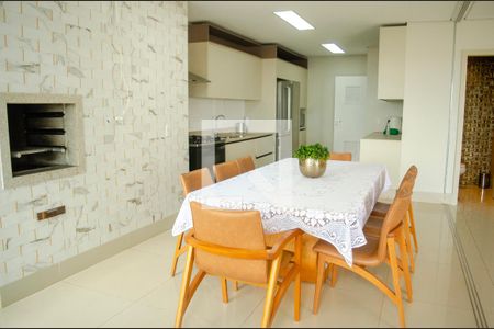 Apartamento para alugar com 3 quartos, 178m² em Setor Marista, Goiânia