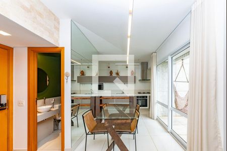 Sala de apartamento à venda com 2 quartos, 74m² em , Belo Horizonte