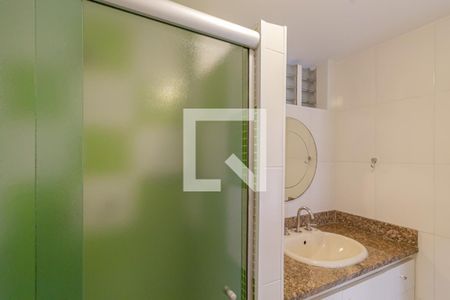 Banheiro de apartamento à venda com 2 quartos, 69m² em Indianópolis, São Paulo