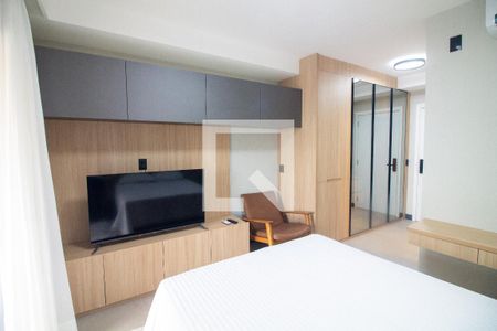 Sala / Quarto - Studio de kitnet/studio para alugar com 1 quarto, 30m² em Jardim das Acacias, São Paulo