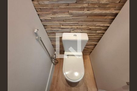 Lavabo de apartamento para alugar com 3 quartos, 160m² em Flamengo, Rio de Janeiro