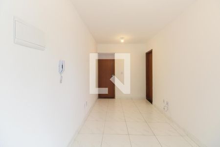 Sala  de apartamento à venda com 2 quartos, 47m² em Vila Nova Savoia, São Paulo
