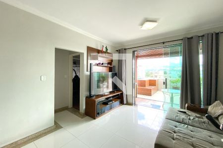 Sala de estar de apartamento à venda com 4 quartos, 200m² em Santa Ines, Belo Horizonte
