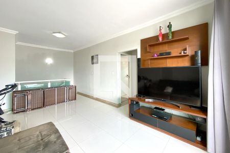 Sala de estar de apartamento à venda com 4 quartos, 200m² em Santa Ines, Belo Horizonte