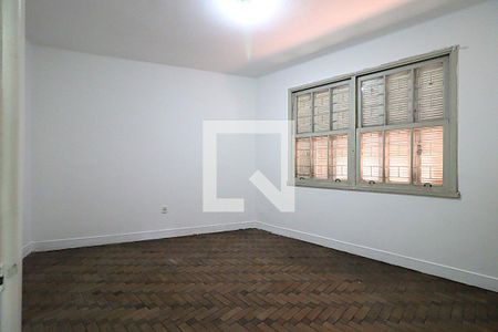 Quarto 1 de apartamento para alugar com 2 quartos, 86m² em Santa Cecília, Porto Alegre